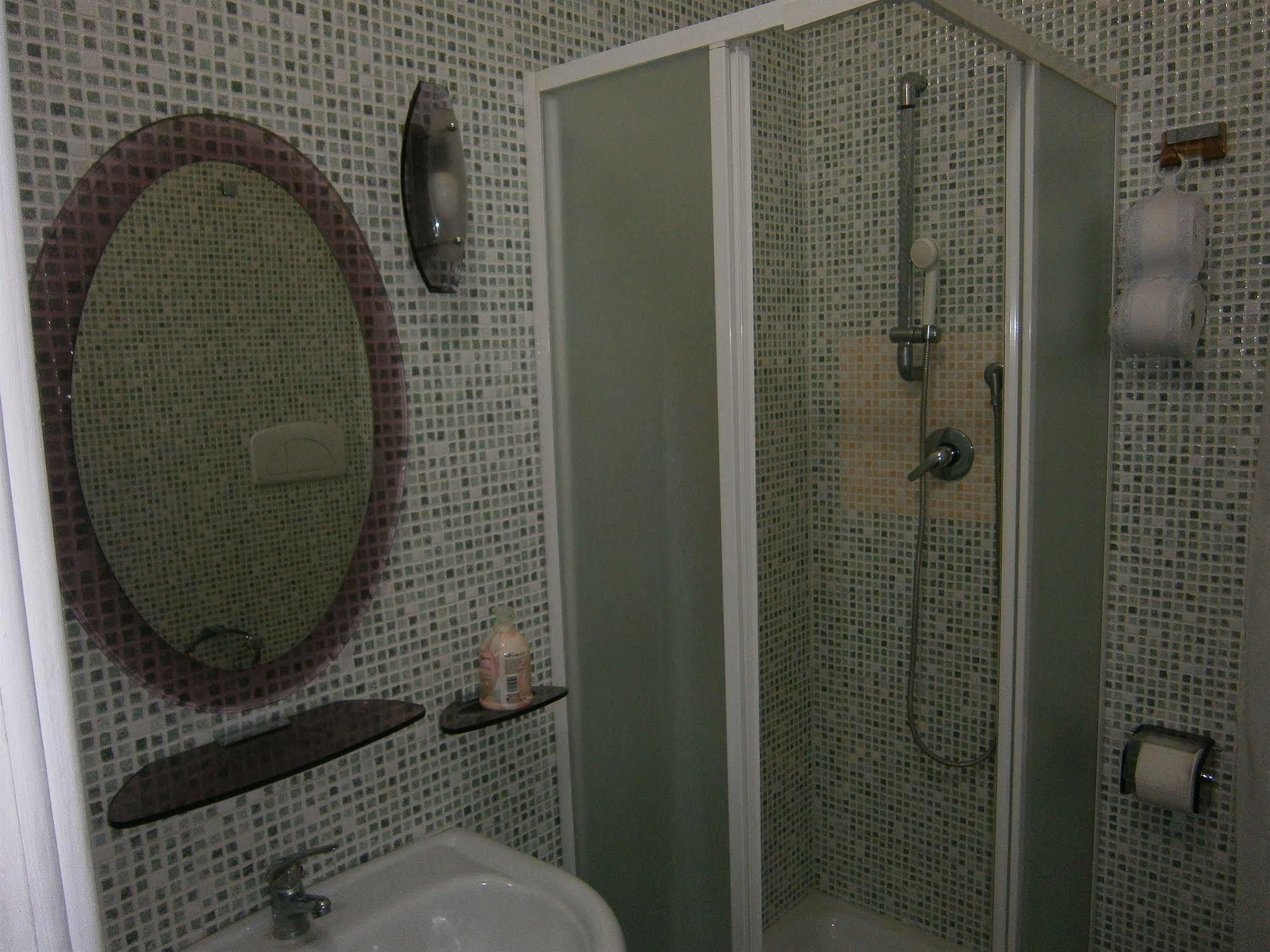 Lucky House Hotel Rome Luaran gambar